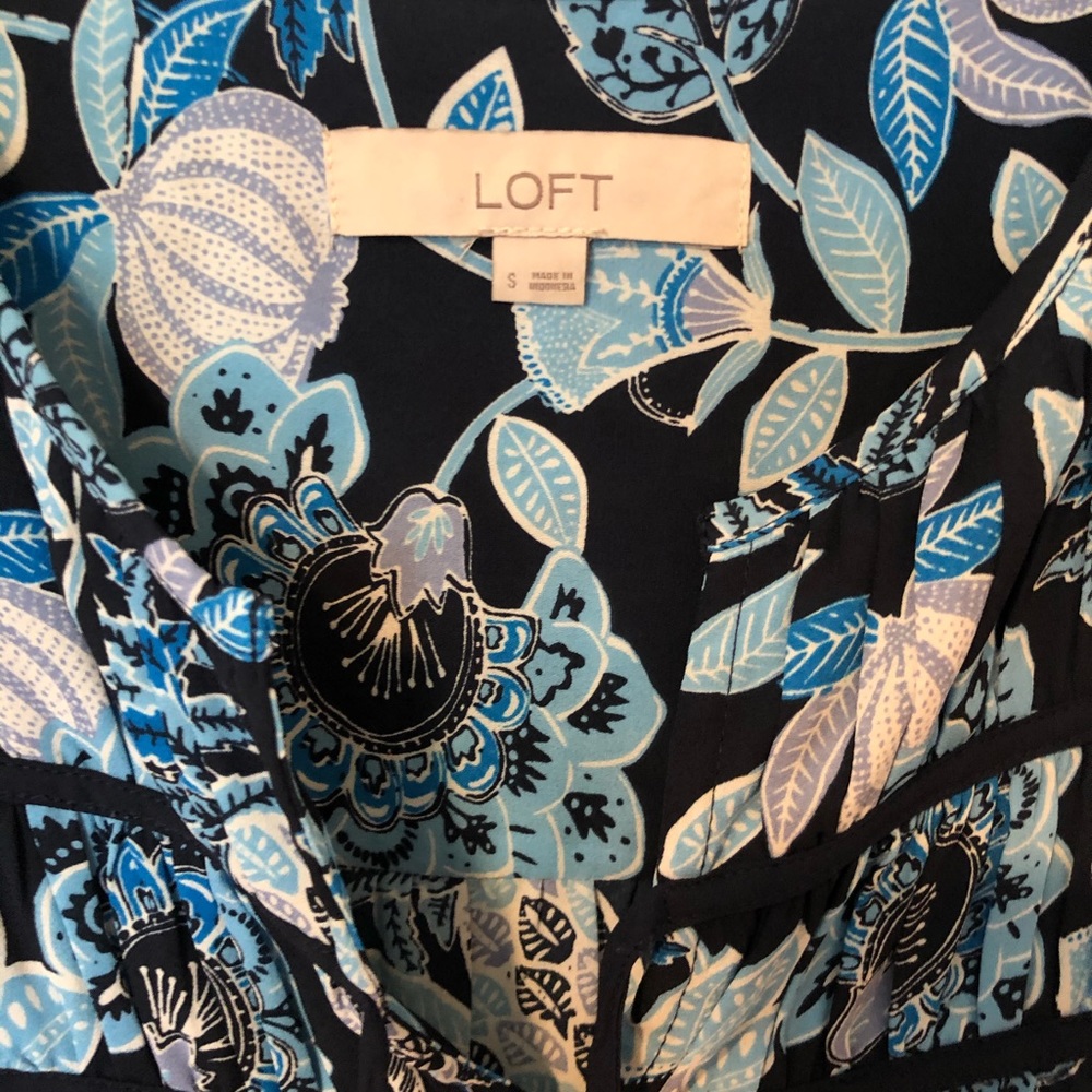 LOFT BLOUSE - Picture 2 of 2